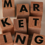 Content Marketing 2026: Mengapa Konten “Terlalu Sempurna” Justru Ditinggalkan Audiens?